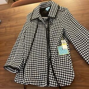 NWT Black and White CeCe Jacket (Size Medium)